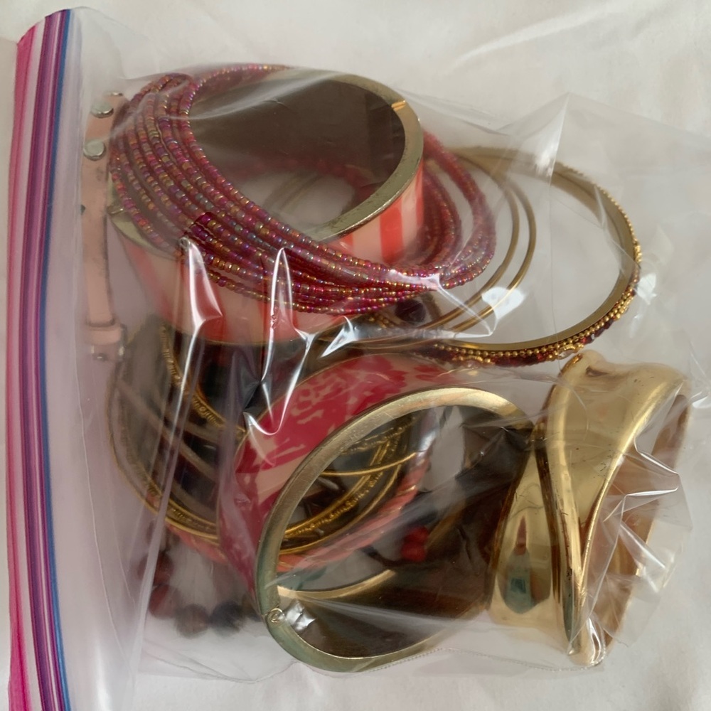 20 count bracelets wearable sellable bangles stretch memory wire
